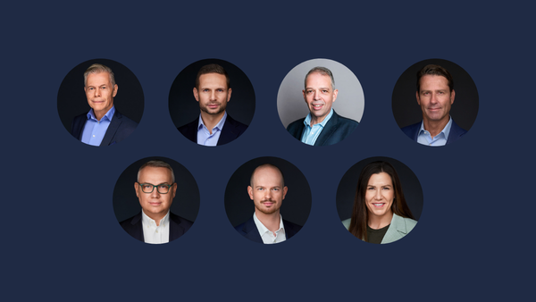 Collection with eight portraits of the management group